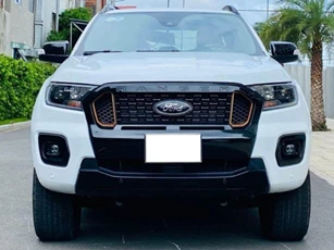 Lăn bánh 2 năm, Ford Ranger lên sàn xe cũ với giá sốc