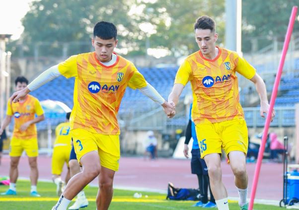 Ngoại binh Châu Âu nói thật lòng về trải nghiệm tại V-League