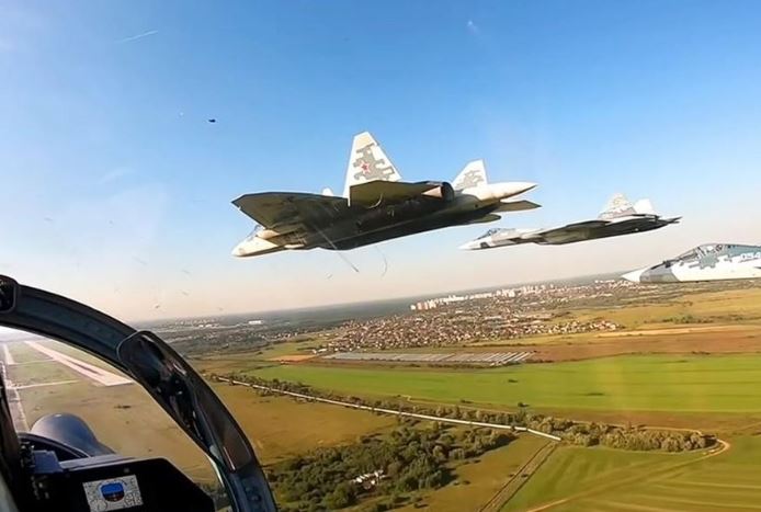 Tiêm kích Su-57 và MiG-31 lần đầu phối hợp tấn công