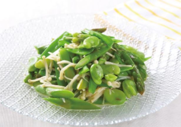 Công thức tốt cho người thiếu máu: Salad xanh với vỏ lụa, đậu tằm và măng tây