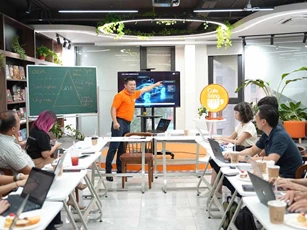 Vì sao FPT chọn Mỹ để tiến vào thị trường công nghiệp phần mềm ô tô?