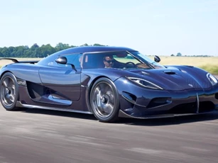 Siêu xe '3 trong 1' Koenigsegg Chimera độc nhất thế giới