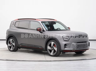 SUV công suất 646 mã lực, thiết kế 'cool ngầu'