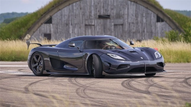 Siêu xe '3 trong 1' Koenigsegg Chimera độc nhất thế giới ảnh 14