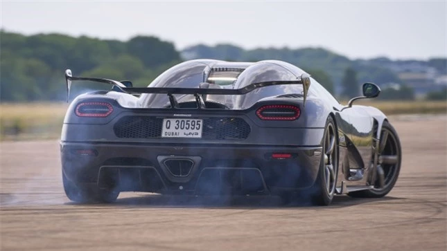 Siêu xe '3 trong 1' Koenigsegg Chimera độc nhất thế giới ảnh 6