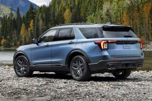 Ford Explorer 2025 được nâng cấp công nghệ, giá từ 1,05 tỷ đồng