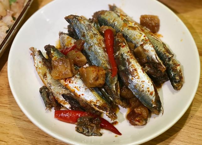 Bí quyết kho cá nục thơm, béo dậy hương vị thơm ngon xứ Huế, ai ăn cũng phải mê