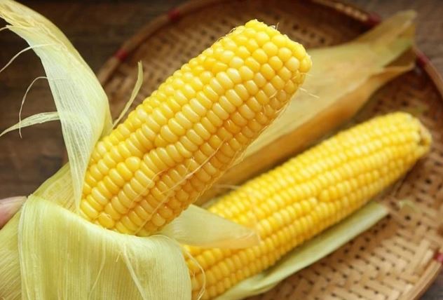 Ngô luộc là thực phẩm bổ dưỡng nhưng ít ai biết nó có 5 tác hại tiềm ẩn đối với sức khỏe, cần biết để tránh rước họa vào thân