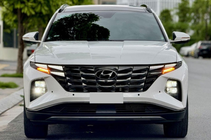 Hyundai Tucson 1.6 Turbo rao bán với giá khó tin sau 2 năm lăn bánh