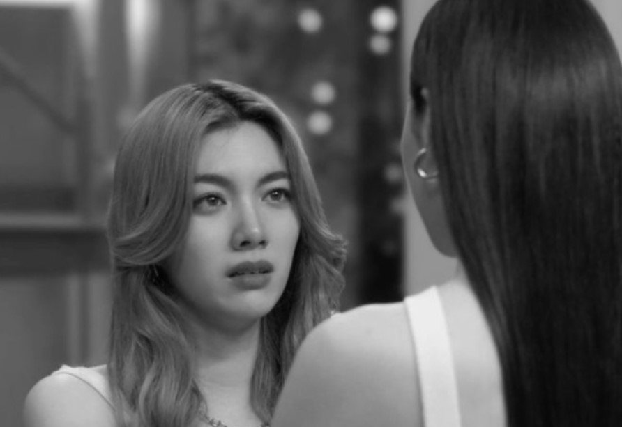 Ngày tôi sinh con, em chồng đến chăm ở cữ 1 tuần, trước khi về còn nói sẽ tặng chúng tôi căn hộ chung cư