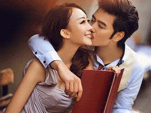 Đàn bà khôn biết 5 cách 'mềm' đúng lúc, 'cứng' đúng chỗ khiến chồng luôn yêu chiều vợ