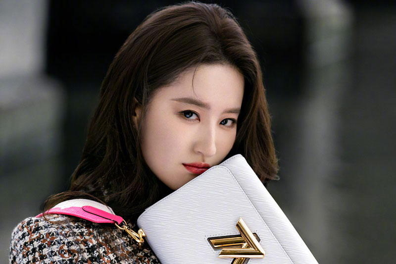 Top 10 nữ diễn viên Trung Quốc đẹp nhất năm 2024: Lưu Diệc Phi đứng đầu