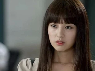 Con làm hỏng đồ chơi của người khác, chị dâu không đền mà để lại mảnh giấy với thái độ "bà nội thiên hạ" khiến tôi giận sôi người