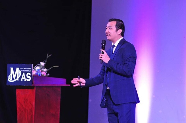 Công ty bán khoá học làm giàu VLA chìm trong lỗ 3 quý liên tiếp 