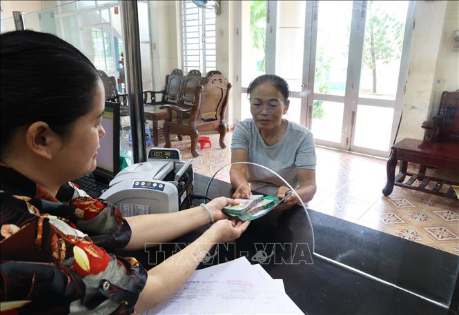 Vốn chính sách xã hội giúp người nghèo đổi đời - Bài cuối: Đưa Ngân hàng về gần dân hơn