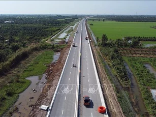 Dự án cao tốc Mỹ Thuận - Cần Thơ cần bổ sung gần 1.000 tỷ đồng