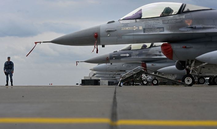 Tiêm kích F-16 trên đường đến Ukraine, hi vọng và thách thức đan xen