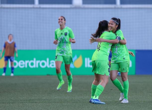 Từ Việt Nam, Huỳnh Như 'bắn tín hiệu' sang châu Âu