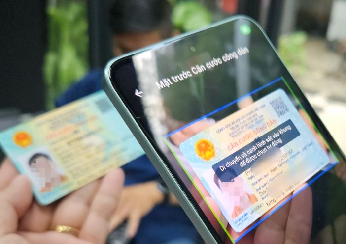 Chiêu trò lừa đảo hỗ trợ xác thực sinh trắc học ứng dụng ngân hàng