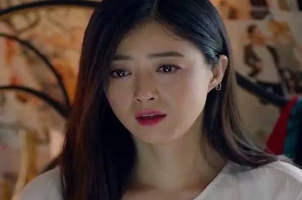 Ra mắt gia đình bạn trai, tôi chết sững khi giáp mặt người giúp việc và càng điêu đứng khi biết bí mật của anh