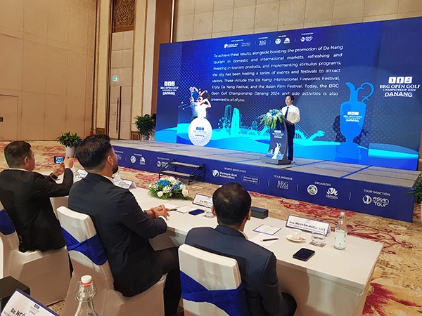 Phó Chủ tịch UBND TP Đà Nẵng Trần Chí Cường công bố giải Golf Phát triển Châu Á - BRG Open Golf Championship Danang 2024 tại cuộc họp báo chiều 30/7.