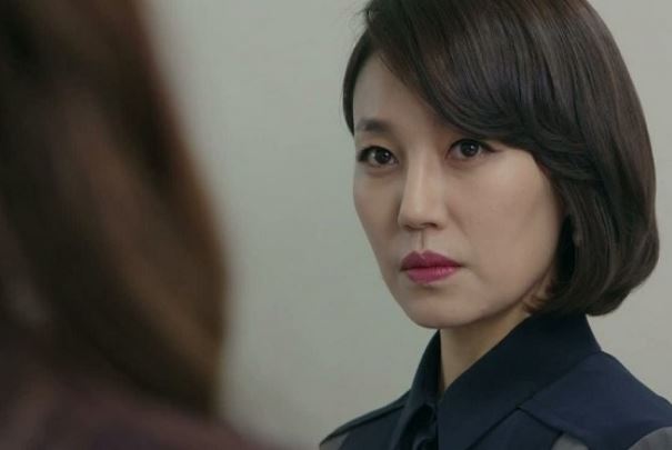 Nghi ngờ chồng ngoại tình một mực đòi ly hôn, vợ choáng váng khi biết lí do vì những điều bất ngờ này