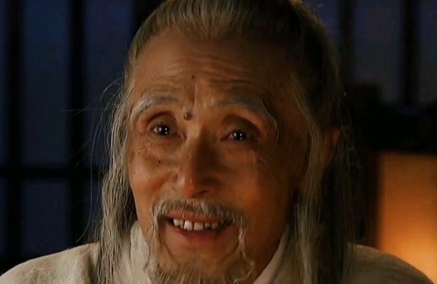 Lưu Bị 3 lần đến nhà tranh mời Gia Cát Lượng, nhưng lại bỏ lỡ vị sư phụ vô song tìm đến tận cửa