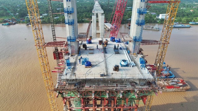 Sau nhi&#x1EC1;u n&#x103;m thi c&#xF4;ng, c&#x1EA7;u R&#x1EA1;ch Mi&#x1EC5;u 2 &#x111;&#x1B0;&#x1EE3;c c&#x103;ng d&#xE2;y v&#x103;ng &#x111;&#x1EA7;u ti&#xEA;n