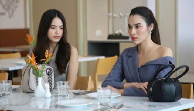 Vợ cũ của chồng tìm đến tận nhà khiêu khích, không ngờ bị mẹ chồng tôi "ra chiêu" nên chạy vội