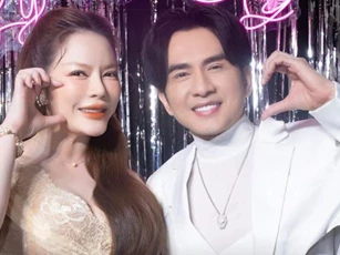 "Nửa showbiz Việt" đổ bộ mừng sinh nhật "nữ hoàng kim cương" Lý Nhã Kỳ
