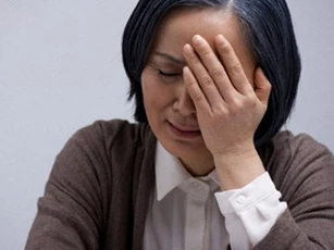Tới chơi thấy chị dâu làm mâm cơm heo hắt cho mẹ chồng, tôi tức giận mách lẻo nhưng lời giải thích của chị khiến mọi người cứng họng