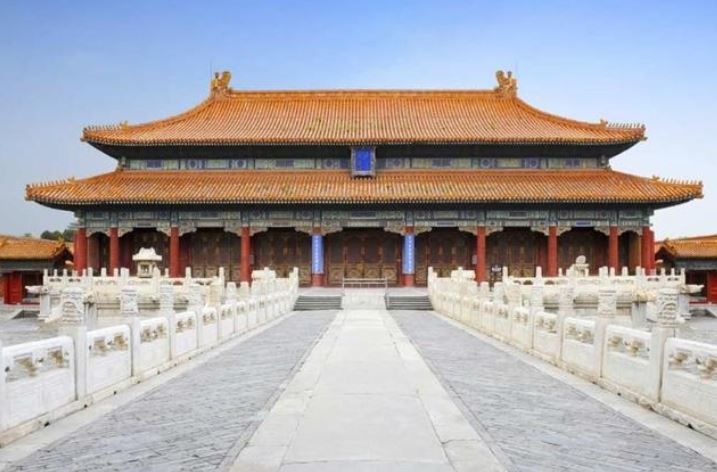 Bí ẩn 60 tấn huyết lợn Tử Cấm Thành dùng để ‘trừ tà’ mỗi năm, sự thật khiến cả thế giới ngã ngửa