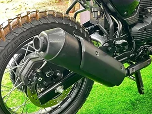 Dẹp Yamaha Exciter và Honda Winner X đi, ‘vua côn tay’ 334cc ra mắt giá 59 triệu đồng, có ABS 2 kênh