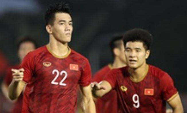 Hà Đức Chinh gia nhập B.Bình Dương, tái hiện cặp bài trùng ăn ý với Tiến Linh