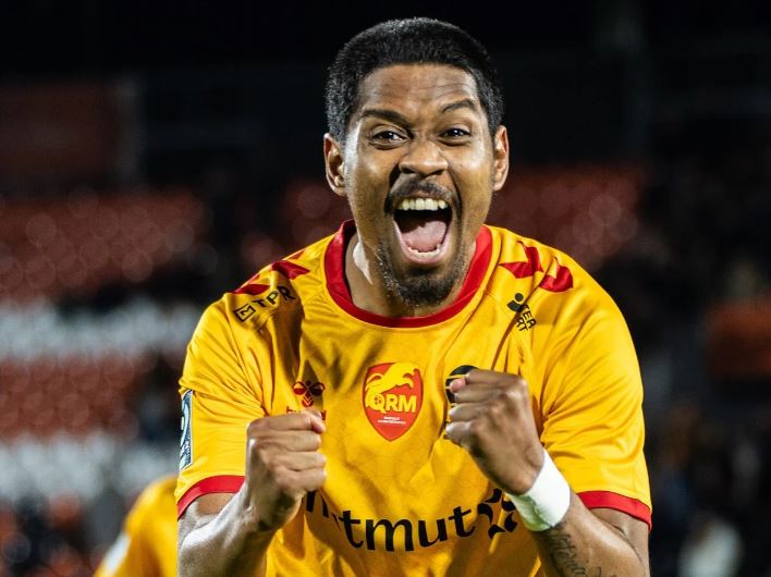 CLB CAHN chính thức chiêu mộ Jason Pendant Quang Vinh, mức lót tay cực khủng