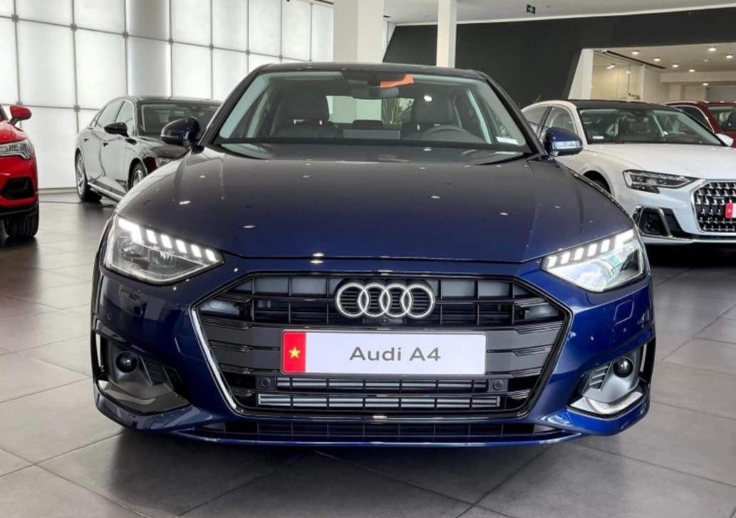 Audi A4 2024 cập bến đại lý Việt Nam: Ngoại thất thể thao hơn, chỉ có 1 phiên bản giá 1,79 tỷ đồng