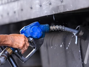 VCCI kiến nghị cho phép thương nhân phân phối mua bán xăng dầu lẫn nhau