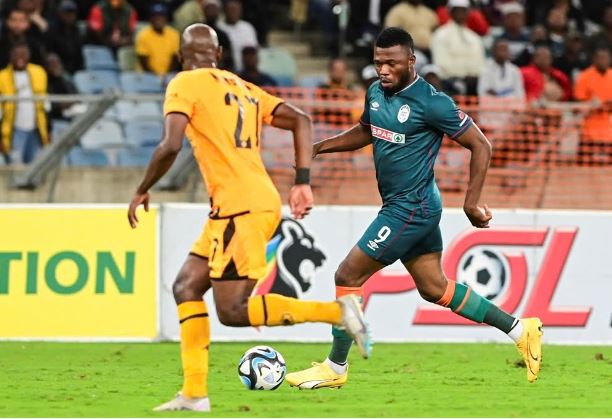 Ngoại binh giá hơn 23 tỷ đồng sắp đến Việt Nam thi đấu?