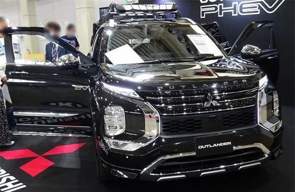 Mitsubishi hé lộ Outlander 2025: Thêm công nghệ, tăng khả năng vận hành 507153