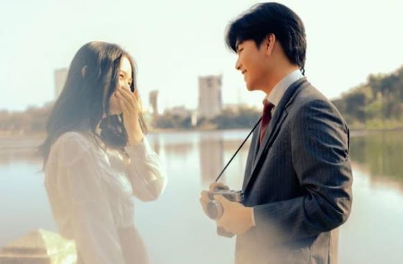 Những người đàn ông cố tình nói chuyện với bạn về những chủ đề này hầu hết đều muốn theo đuổi bạn, đừng ngu ngơ không hiểu