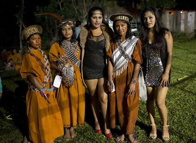 Bộ lạc nữ nhi quốc ở Amazon, phụ nữ muốn sinh con phải đi cướp đàn ông, bé gái sinh ra được mẹ nuôi dưỡng còn bé trai thì bị vứt bỏ nơi hoang dã