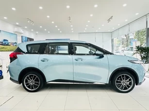 ‘Vua MPV’ rộng hơn Toyota Innova Cross giảm giá sốc 140 triệu đồng, rẻ gần bằng Mitsubishi Xpander