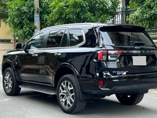 Sau 2 năm sử dụng, Ford Everest chạy lướt lên sàn xe cũ với giá không ngờ