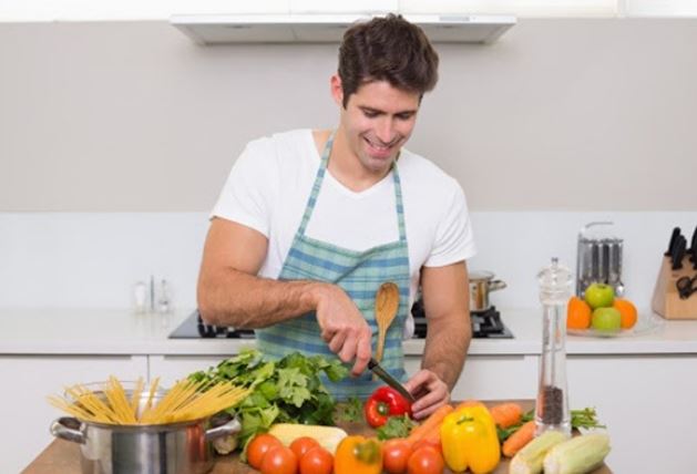 Coi thường chồng làm “nội tướng”, suýt đánh rơi hạnh phúc trong tiếc nuối