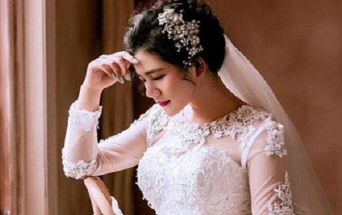 Ngày tôi tái hôn, món quà từ mẹ chồng cũ khiến tôi bật khóc