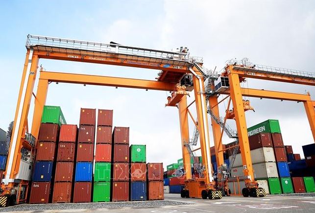 Thách thức lớn cho kịch bản tăng trưởng kinh tế