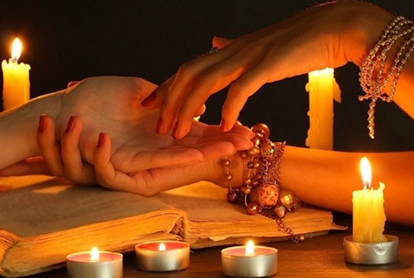 Thầy bói phán xung khắc tuổi vẫn quyết lấy nhau và cái kết bất ngờ sau 20 năm