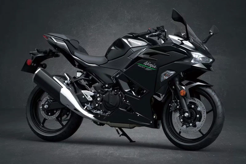 Kawasaki Ninja 500.