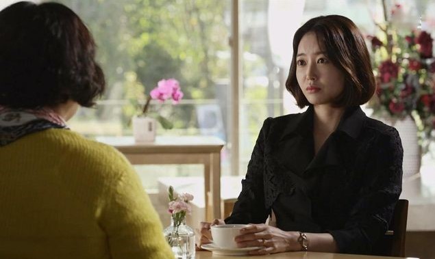 Mẹ tôi xin lại chị dâu cây vàng cưới đã trao, ai ngờ chị ấy đưa ra điều kiện khiến bà tăng xông