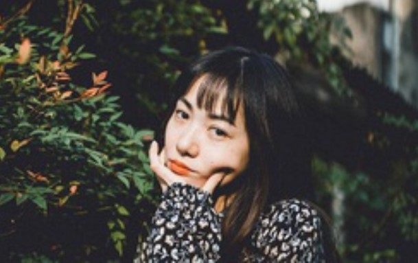 Tôi về ở cữ mới được nửa tháng mà mẹ tôi đã tìm đến gặp con rể để rồi phải ra về trong ấm ức